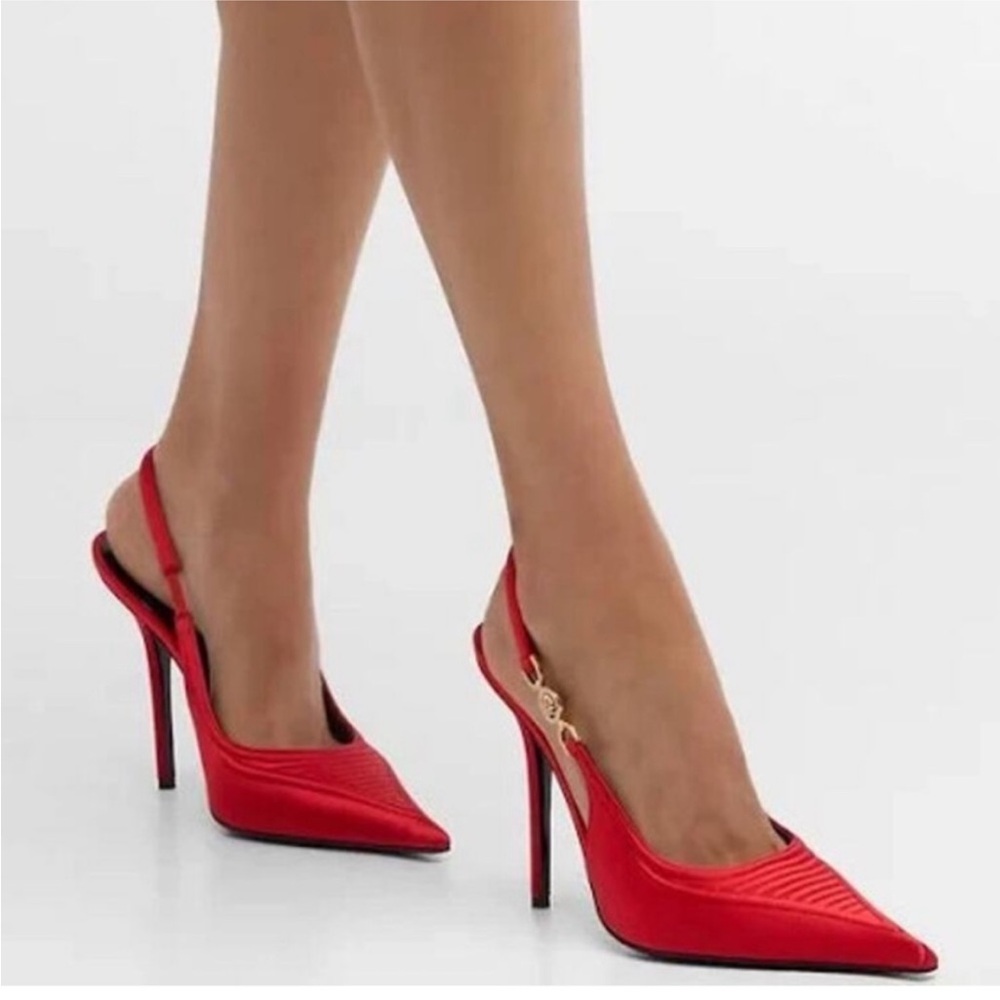 NIB VERSACE CORSET RED
SATIN GOLD MEDUSA
SANDALS HIGH HEEL PUMPS - Picture 5 of 9